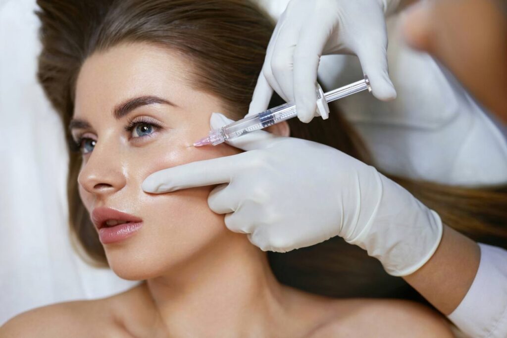 Rawatan Collagen Booster vs Filler: Mana Lebih Natural?